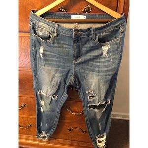 Ripped jeans ❗️❗️❗️